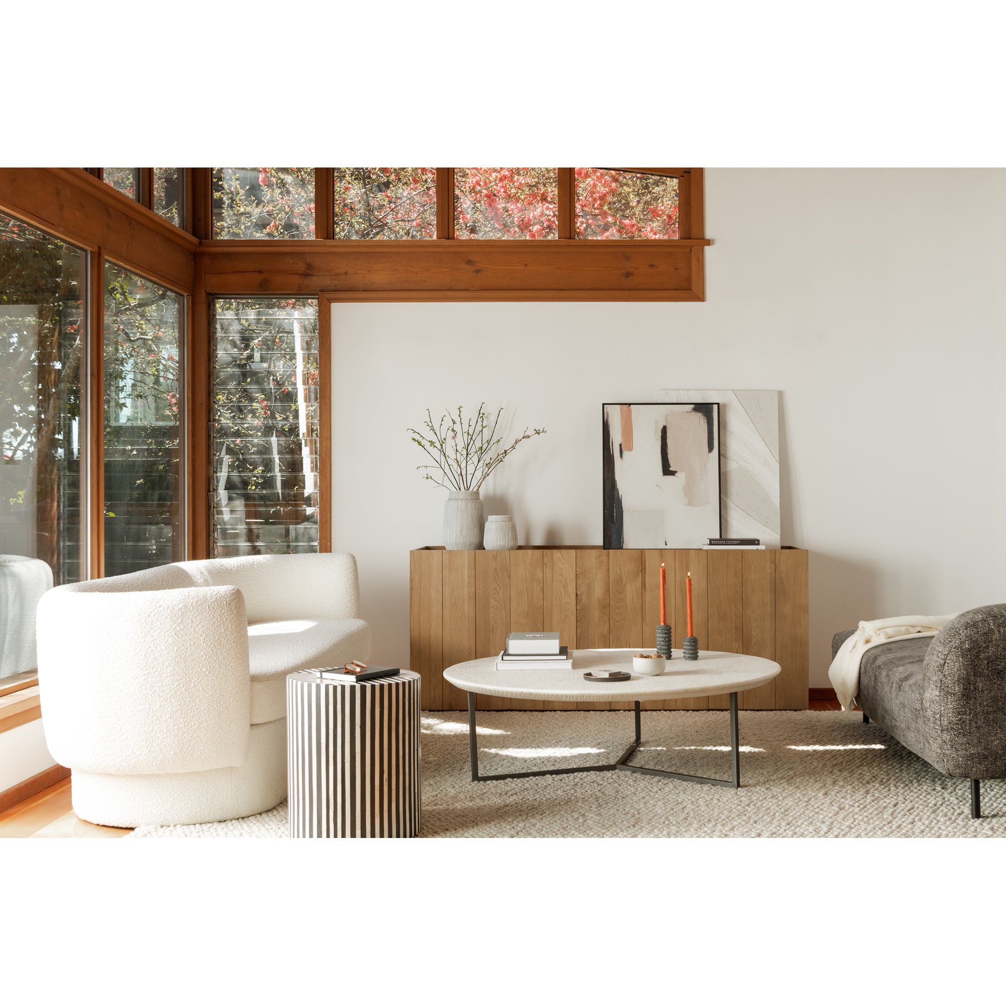 Chameau Side Table Black