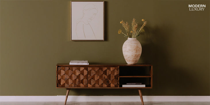 Top Bar Table Decor Trends for 2025: Mixing Metals, Wood, and Stone Accents
