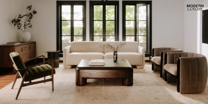 choose accent chairs and small chairs for a modern living room
