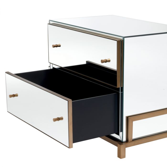 Nightstand Clarington