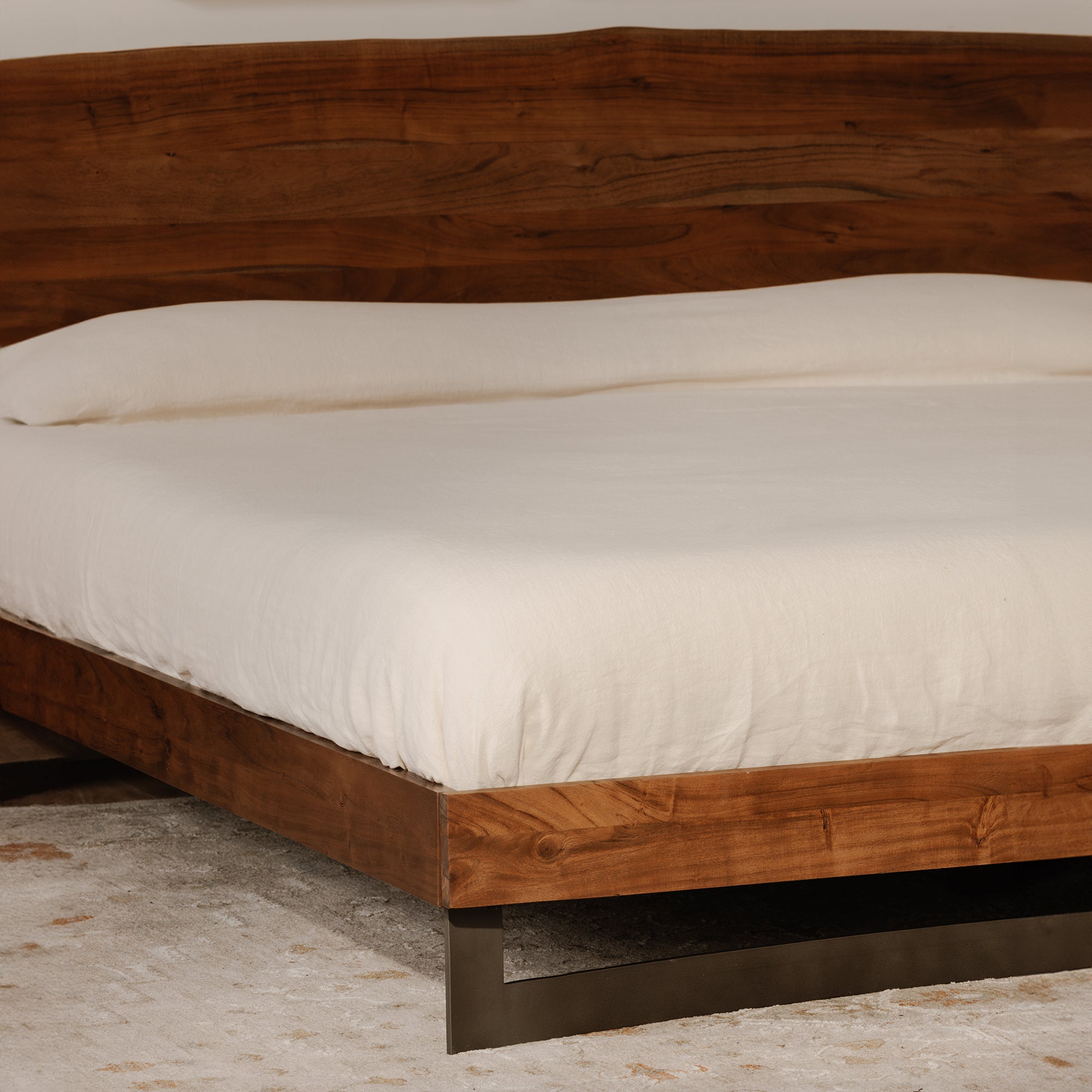 Bent Queen Size Bed